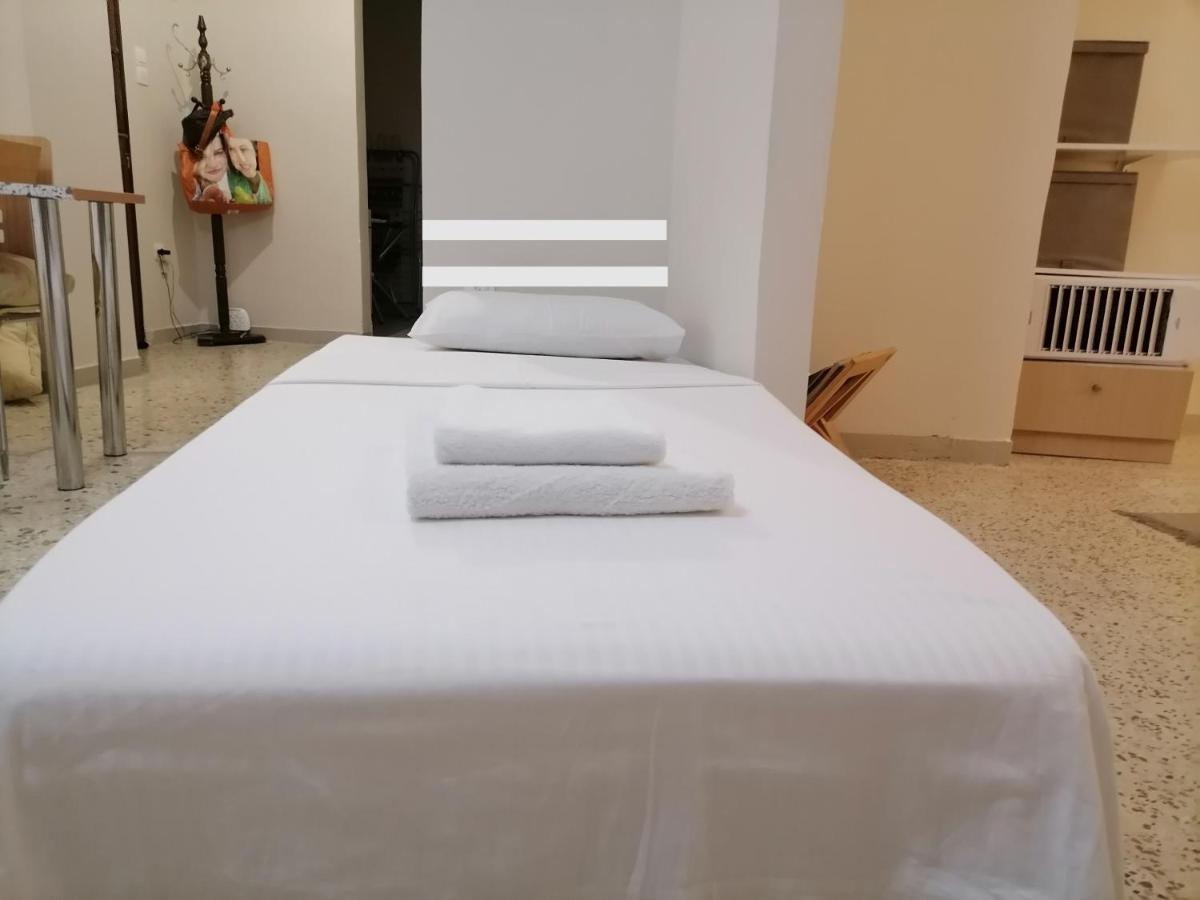 Filopappou Decent Apartment Αθήνα Εξωτερικό φωτογραφία