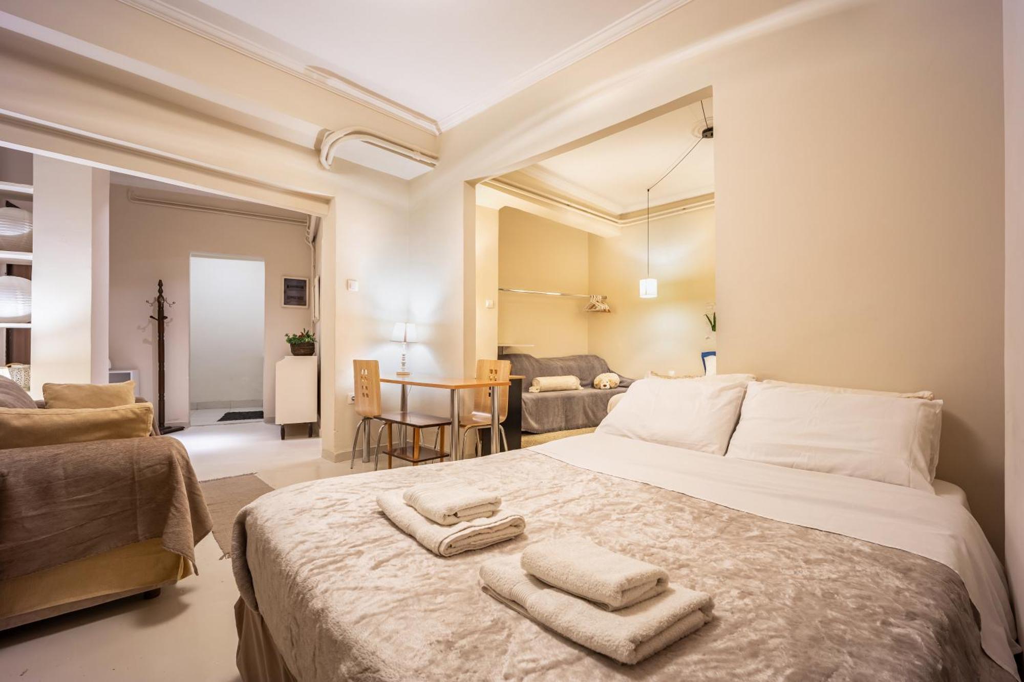 Filopappou Decent Apartment Αθήνα Εξωτερικό φωτογραφία